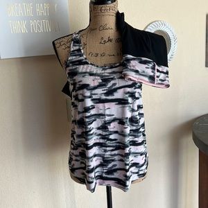 Lululemon Active Tank and Capri Legging Set size 8